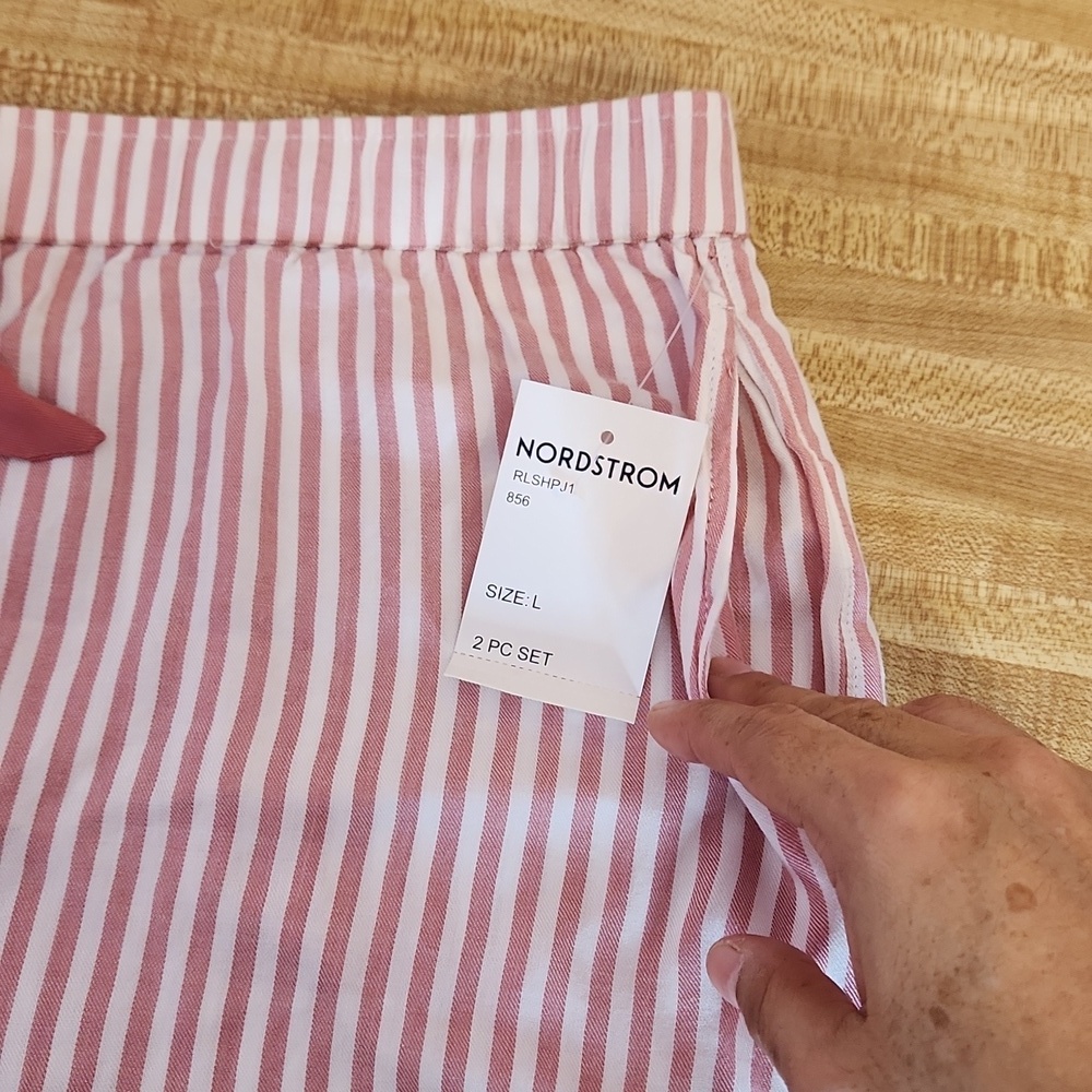 P.J.SALVAGE Pajama Shorts Red/White Stripe, size L - Picture 7 of 7